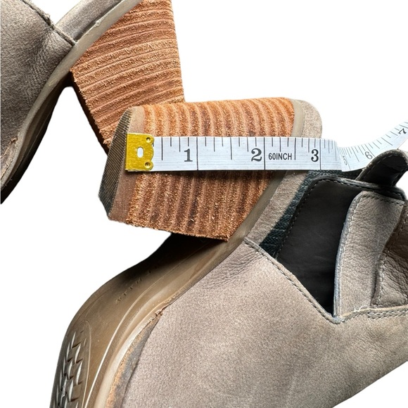 Cole Haan Pippa Stacked Heel Bootie Leather, Women’s Size 7.5 - Picture 4 of 9